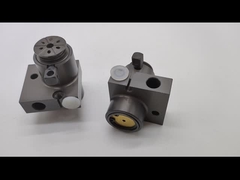 Человек Роланд 300 Роланд 500 Форвардный сосок